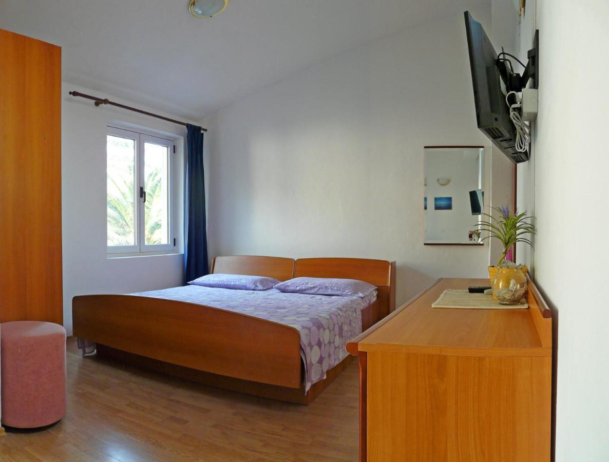 Apartments By The Sea Drvenik Donja Vala, Makarska - 6756 מראה חיצוני תמונה